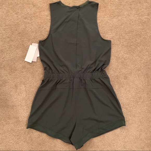 Nwt Zella Getaway Sleeveless Romper M 